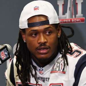 Zergnet Ad Example 64815 - Dont'a Hightower Reacts To Jamie Collins' Browns ReleaseNESN.com