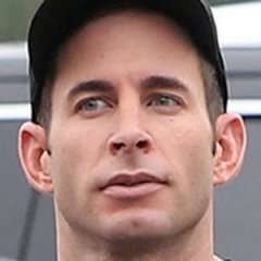 Zergnet Ad Example 51304 - Tarek El Moussa's Double Life Just Gets Shadier And ShadierNickiSwift.com