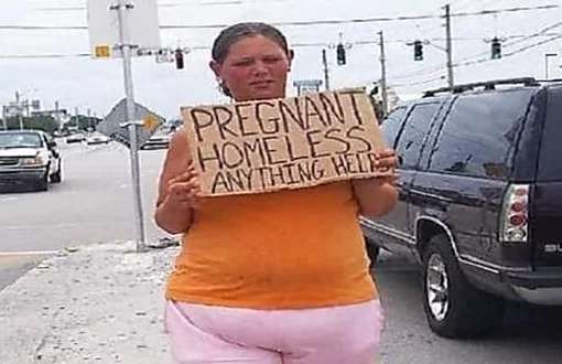 Outbrain Ad Example 47310 - [Pics] Pregnant Beggar Was Asking For Help, But Then One Woman Followed Her