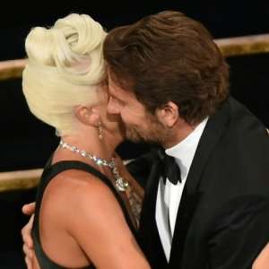 Zergnet Ad Example 63542 - Mel B 'Felt So Uncomfortable' During Bradley, Gaga Oscars Duet