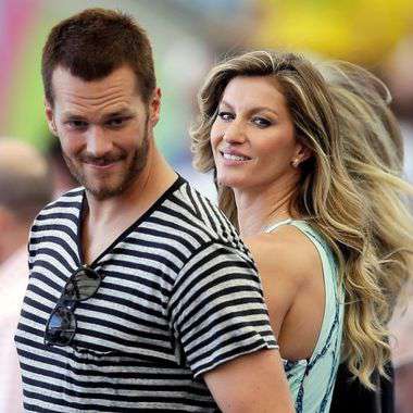 Yahoo Gemini Ad Example 56480 - Even Gisele Can't Get Enough Of Brady's New Car