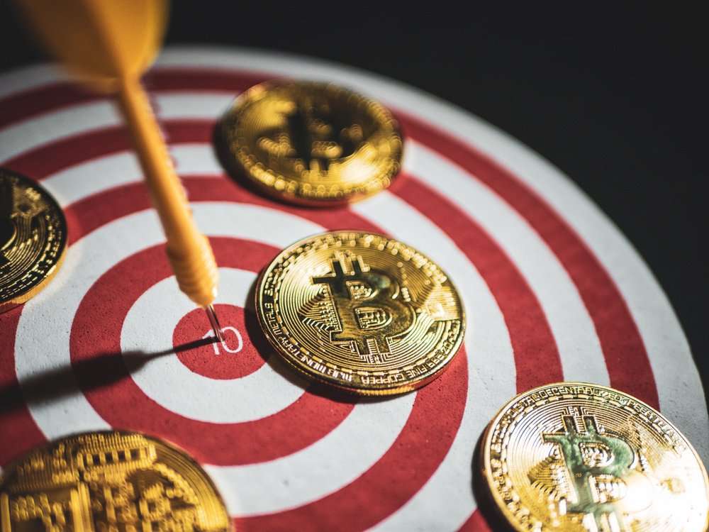 RevContent Ad Example 49247 - Bitcoin's Explosive Rally Targets $6,500 Next - Analyst Explains Why