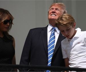 Content.Ad Ad Example 5627 - Donald Trump Ignores Warnings, Looks Directly At The Total Eclipse