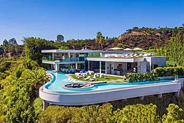 Outbrain Ad Example 42227 - Discover The Most Expensive Homes In Los Angeles