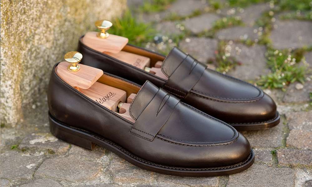 Taboola Ad Example 44266 - Velasca: Handmade Shoes, With Plenty Of Love.