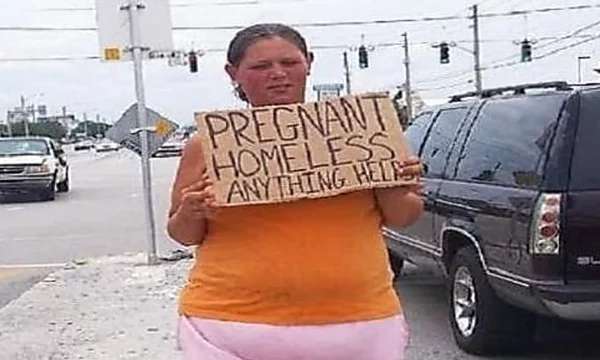 Outbrain Ad Example 47930 - [Pics] Pregnant Beggar Was Asking For Help, But Then One Woman Followed Her