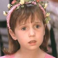 Zergnet Ad Example 62585 - The Little Girl From 'Mrs Doubtfire' Is 31 Now And Gorgeous