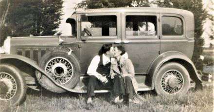 Yahoo Gemini Ad Example 34534 - Rare Photos Of Bonnie And Clyde Finally Released