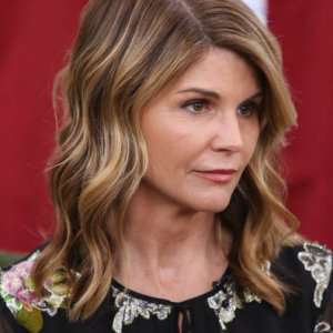 Zergnet Ad Example 48806 - Lori Loughlin Looks Like She Could Be Moving Out Of Her Mansion