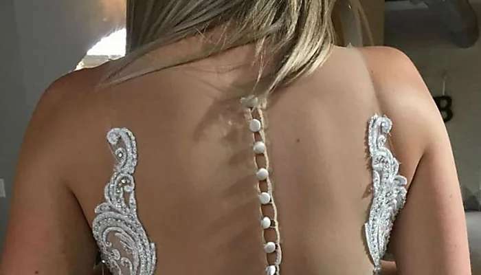 Outbrain Ad Example 42056 - [Photos] This Wedding Dress Made Guests Truly Uncomfortable
