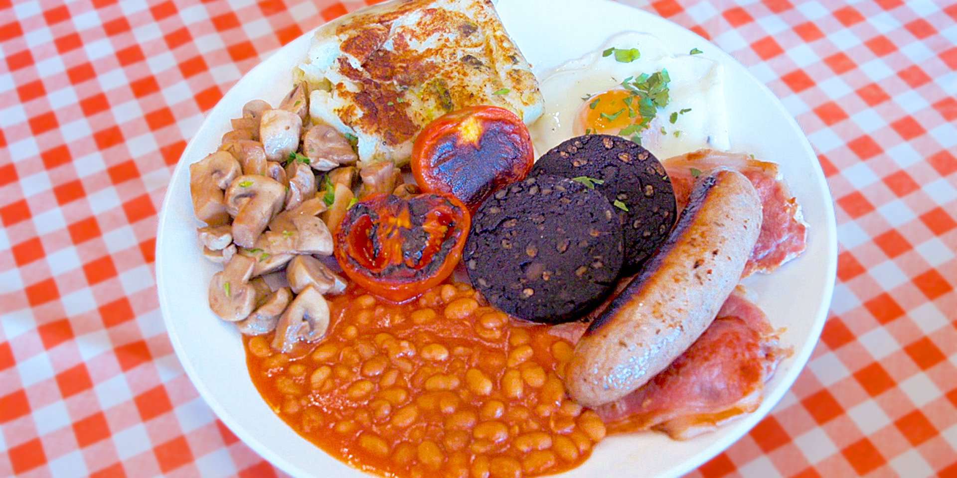 Taboola Ad Example 53542 - Why Terry’s Cafe Makes The Best Full English Breakfast In London