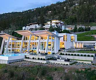Outbrain Ad Example 42502 - Ultra-Modern House In The Heart Of Canada’s Okanagan Valley Wine Country
