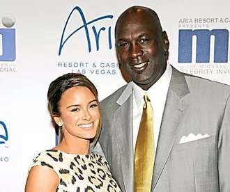 Outbrain Ad Example 32601 - [Photos] This Is Michael Jordan's Wife