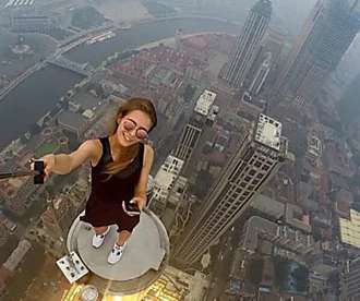 Outbrain Ad Example 40943 - Most Dangerous Selfies Ever Taken