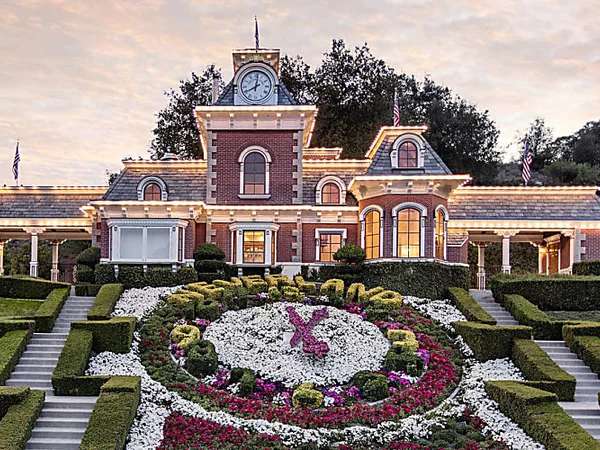 Outbrain Ad Example 54803 - Michael Jackson’s ‘Neverland’ Relists For $31 Million—Or 70% Off