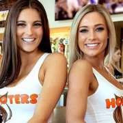 Zergnet Ad Example 53672 - Hooters Is Disappearing And Here's Why