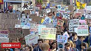 Outbrain Ad Example 41032 - Climate Protesters Fill The Streets Of Scotland