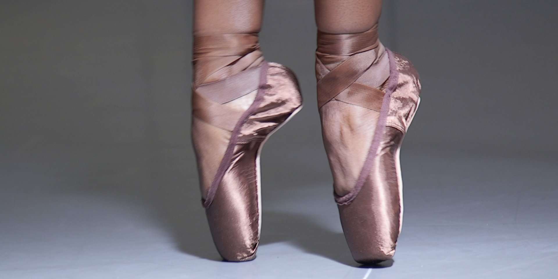 Taboola Ad Example 40558 - How Ballet Shoes For Brown-skinned Ballerinas Are Made