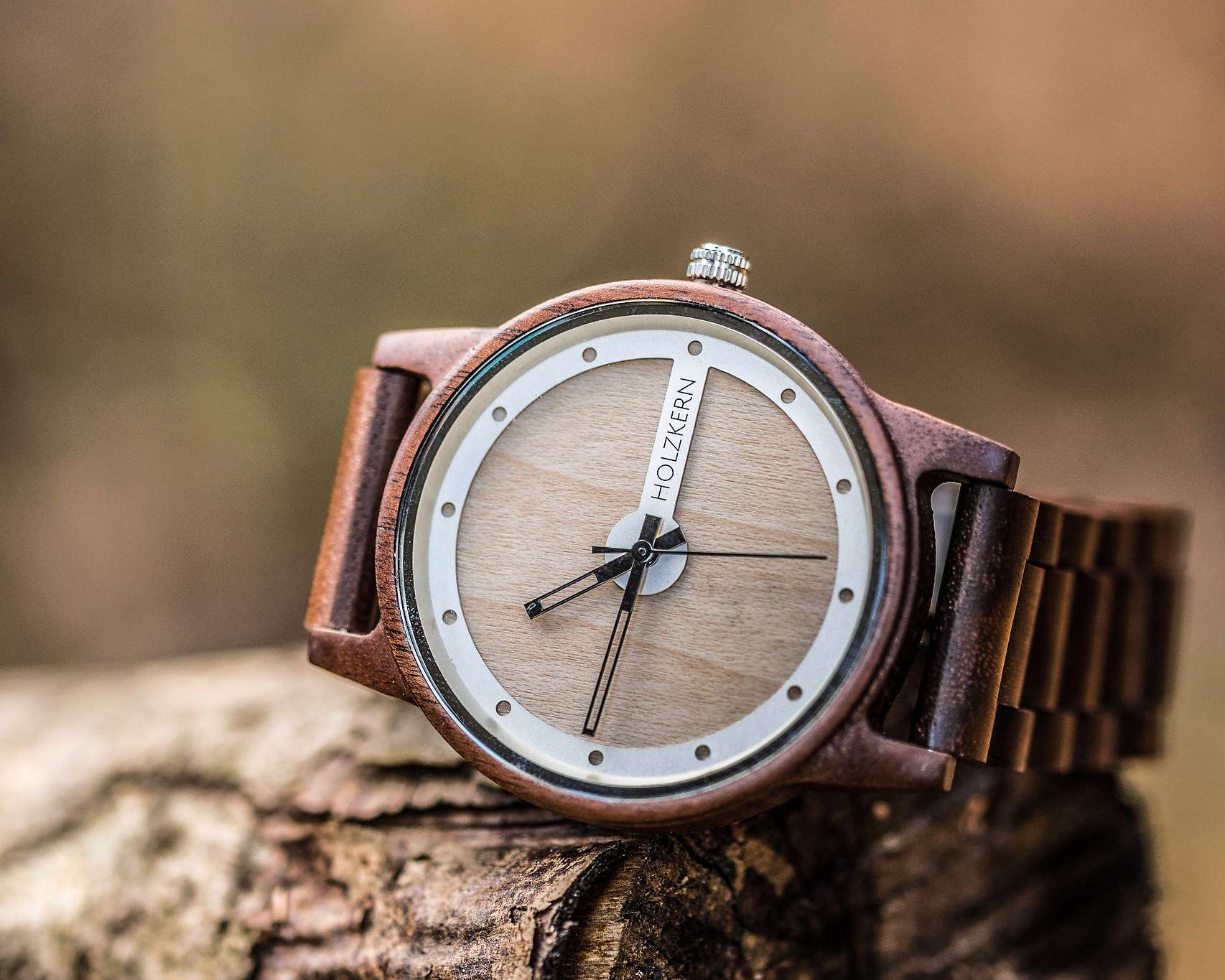 Taboola Ad Example 62213 - Handcrafted: What Makes These Watches Made Of Wood And Stone So Unique?