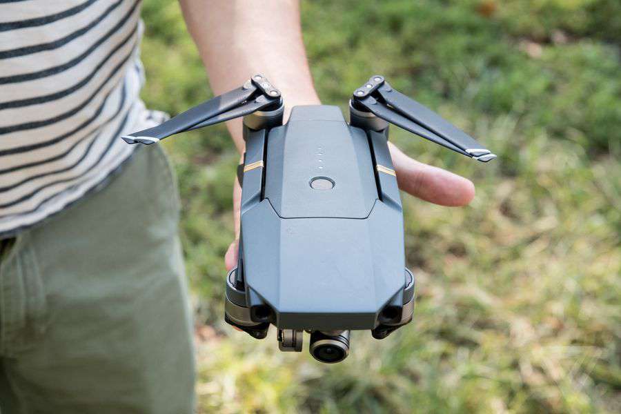 Taboola Ad Example 63942 - This $99 SuperDrone Is The Most Incredible Invention Of 2019