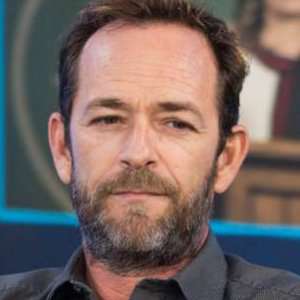 Zergnet Ad Example 64983 - Luke Perry's Official Cause Of Death Revealed After Burial