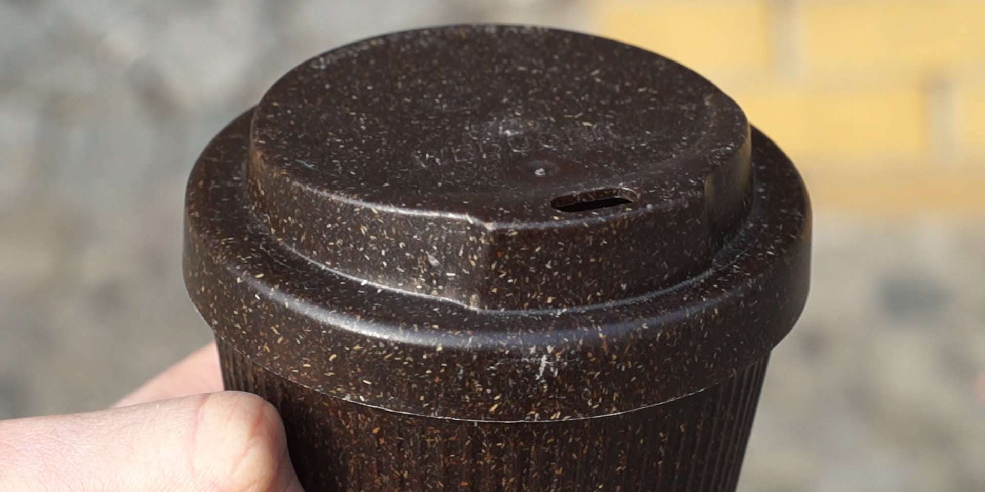 Taboola Ad Example 53245 - How A Company In Berlin Is Turning Coffee Grounds Into Recycled Reusable Cups