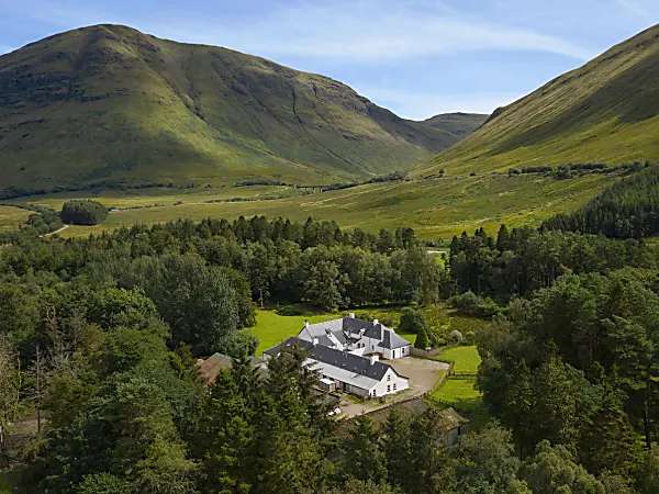 Outbrain Ad Example 45448 - Scottish Highland Estate That’s Twice The Size Of Manhattan Asks £10 Million