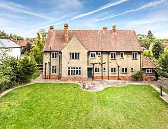 Outbrain Ad Example 47136 - J.R.R. Tolkien Fans Take Note: The Author’s Oxford Home Is For Sale