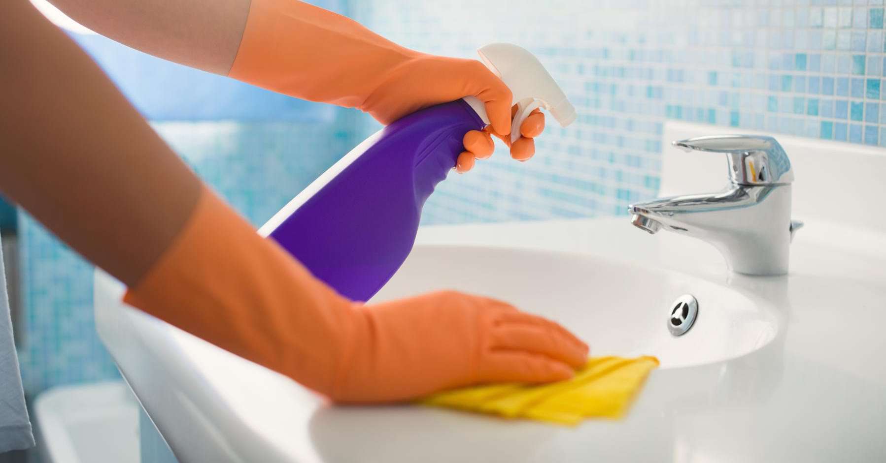 Google Ad Exchange Ad Example 63950 - Best Senior Bathroom Cleaners