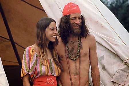 Outbrain Ad Example 52912 - 43 Rare Photos Of Woodstock 69' You Won't Find In History Books