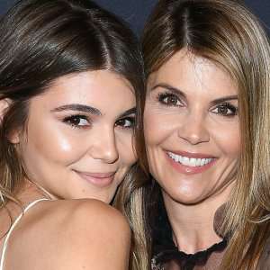 Zergnet Ad Example 66145 - Pandora's Box Has Now Been Opened About Lori Loughlin's DaughterNickiSwift.com