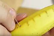 Outbrain Ad Example 40365 - He Pricks A Needle Into A Banana And Look What Happens Next! This Trick Is Super Handy!