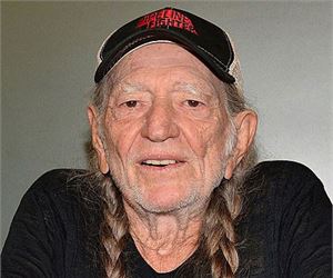 Content.Ad Ad Example 5723 - Try Not To Gag When You See Who Is Willie Nelson's New Wife