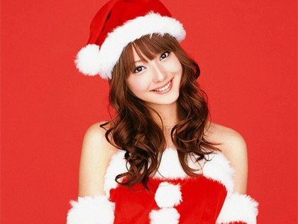 RevContent Ad Example 6141 - This Xmas - Meet Pretty Asian Women Looking For Men From Your Area