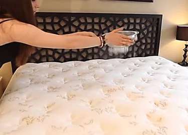 Outbrain Ad Example 35406 - [Pics] This Is How To Disinfect Your Mattress Using Baking Soda
