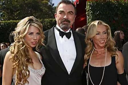 Outbrain Ad Example 45982 - [Photos] At Age 72, Tom Selleck Finally Confirm The Rumors