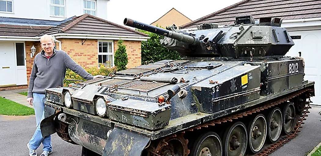 Outbrain Ad Example 54890 - [Photos] Man Buys Russian Tank On Ebay. Then He Checks Inside And Realizes He's A Millionaire