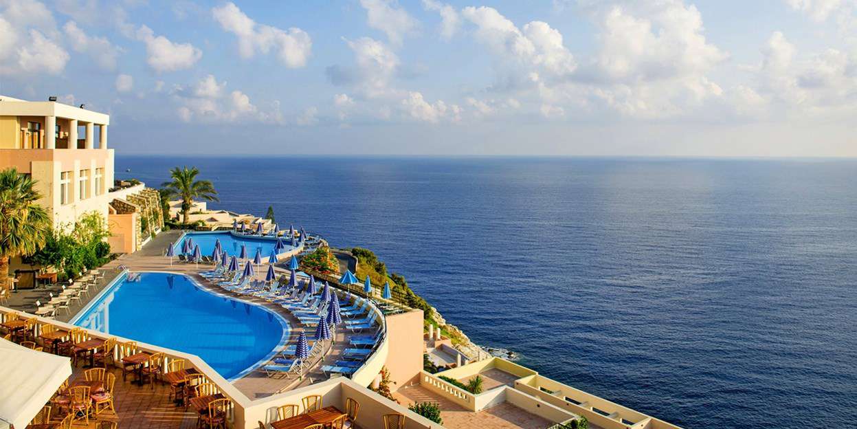 Taboola Ad Example 32288 - £399pp Crete 5-star Holiday With Flights, Was £633