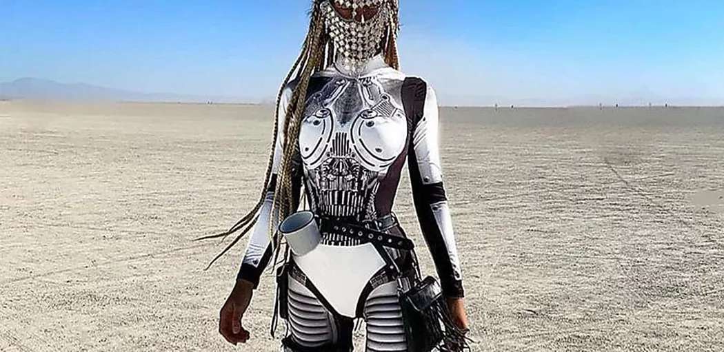 Outbrain Ad Example 44985 - Burning Man Photos That'll Blow Your Mind