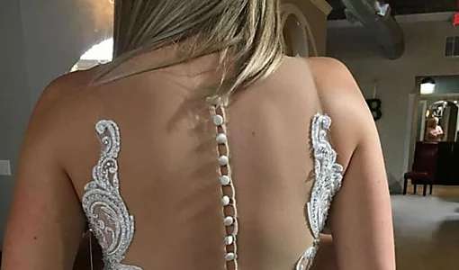 Outbrain Ad Example 42047 - [Photos] This Wedding Dress Made Guests Truly Uncomfortable