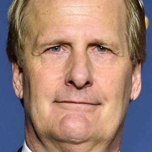 Zergnet Ad Example 51222 - Jeff Daniels Has An Interesting Nickname For Donald Trump