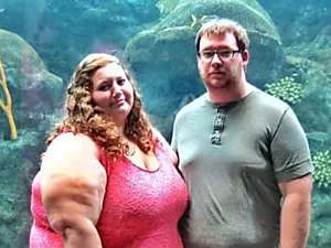 Outbrain Ad Example 30585 - [Pics] Couple Makes A Bet: No Eating Out, No Cheat Meals, No Alcohol. A Year After, This Is What They Look Like