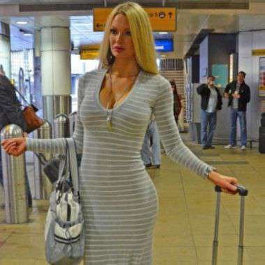 Yahoo Gemini Ad Example 34736 - Borderline Ridiculous Photos At The Airport
