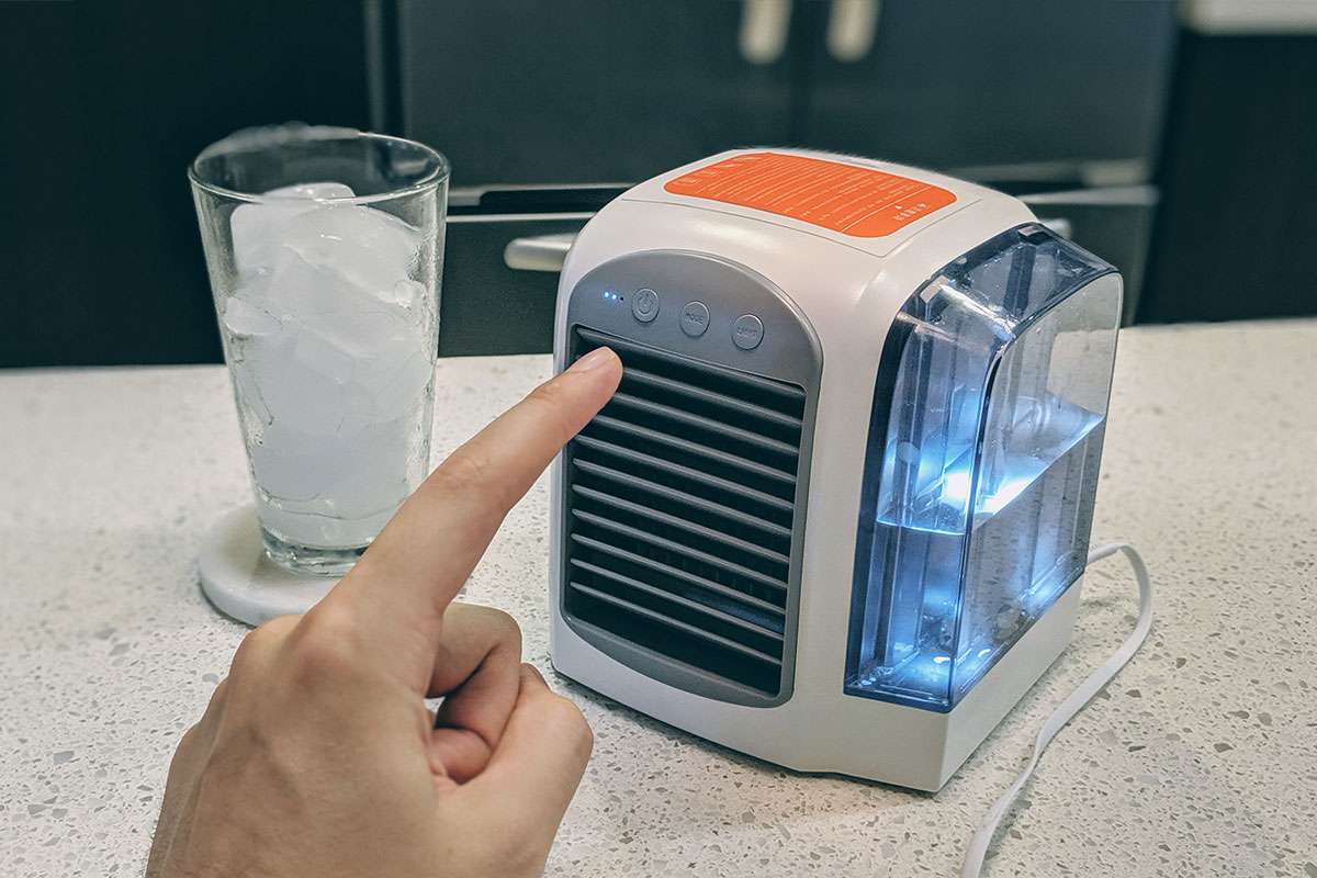 Taboola Ad Example 41098 - This Mini Air Conditioner Is Selling Like Crazy. The Idea Is Genius