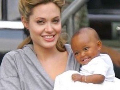 RevContent Ad Example 8992 - Angelina Jolie's Daughter Was A Cute Kid, But What She Looks Like Now Is Insane