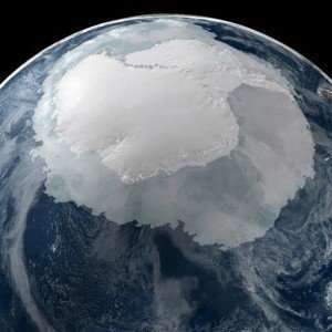 Zergnet Ad Example 66881 - Massive 'Anomaly' Lurking Beneath The Ice In Antarctica