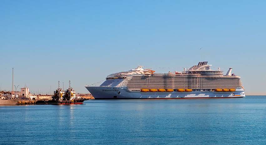 Taboola Ad Example 61648 - World's Largest Cruise Ship's U.S. Debut | Global Traveler