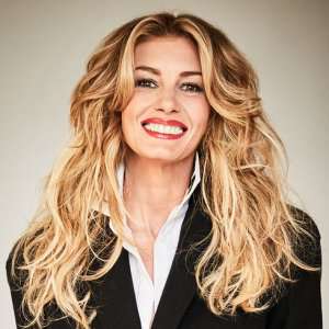 Zergnet Ad Example 50088 - Faith Hill's Daughter Is Basically Her Twin