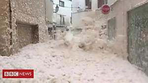 Outbrain Ad Example 31716 - Sea Foam Engulfs Spanish Streets