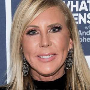Zergnet Ad Example 64414 - Vicki Gunvalson’s Daughter And Husband Drop 85 Pounds